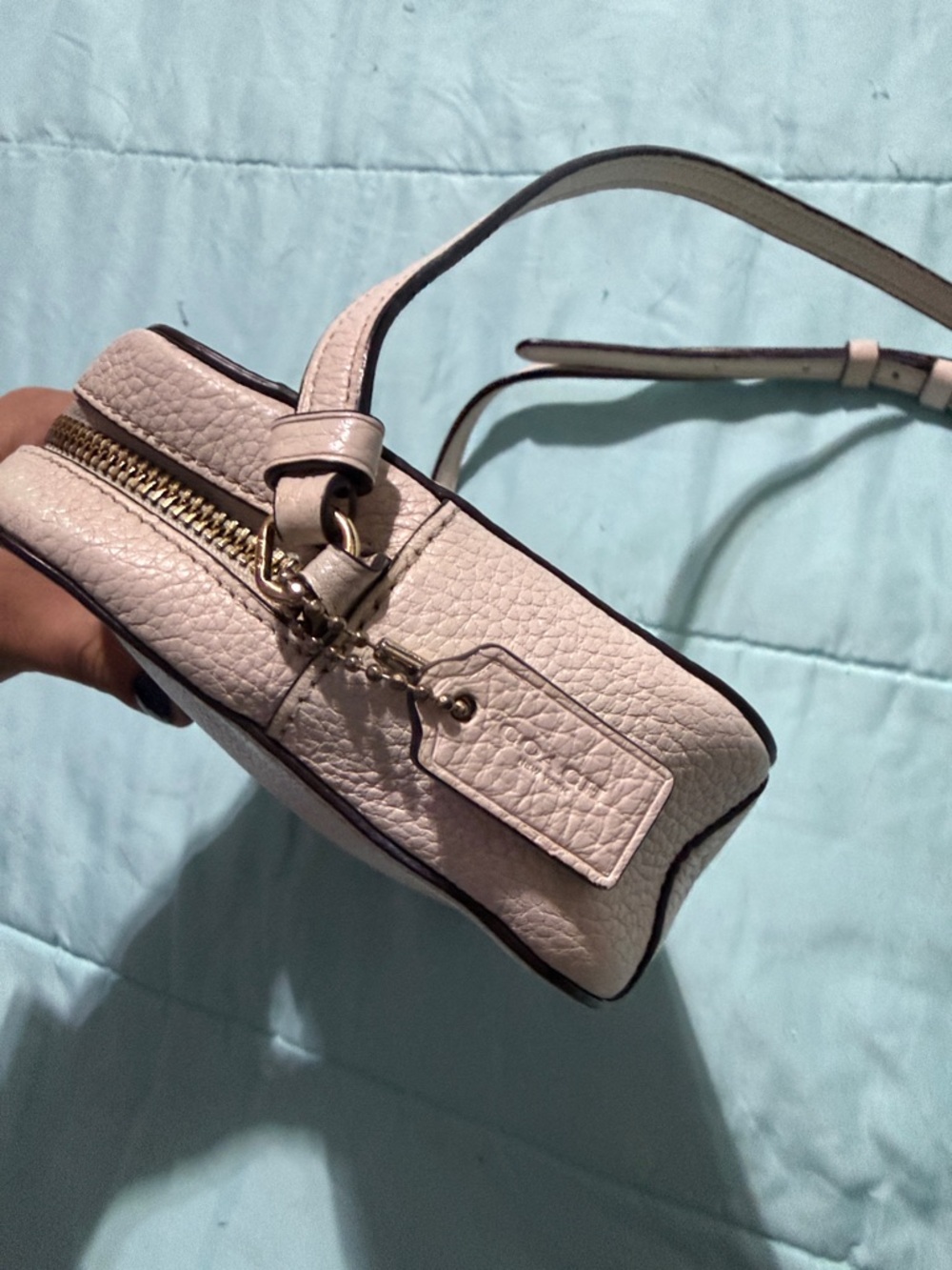Coach Crossbody - Picture 9 of 12